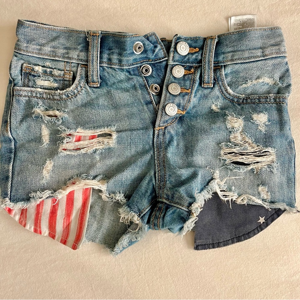 Girls’ Old Navy 4th of July / Memorial Day Cut Off Denim Shorts - size 7